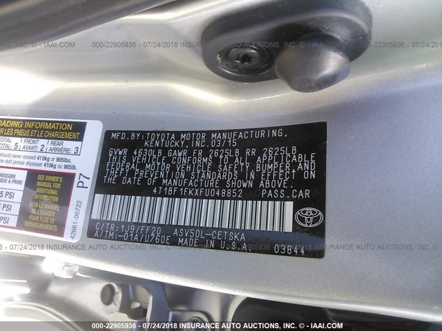 4T1BF1FKXFU048852 - 2015 TOYOTA CAMRY LE/XLE/SE/XSE 银色 照片 9