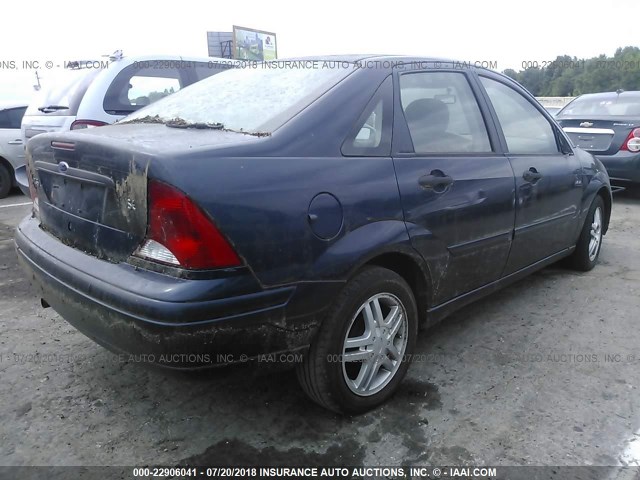 1FAFP34P81W233627 - 2001 FORD FOCUS SE/SE COMFORT Dark Blue photo 4