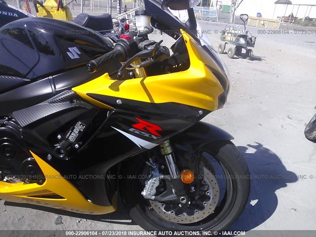 JS1GR7MA5H2102081 - 2017 SUZUKI GSX-R750 YELLOW photo 5