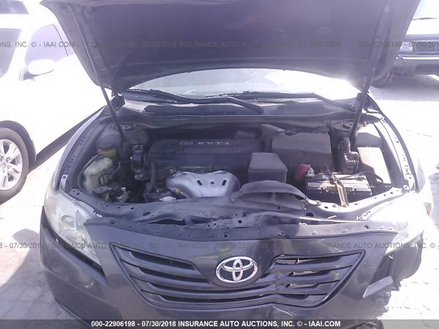 4T1BE46K89U272131 - 2009 TOYOTA CAMRY SE/LE/XLE ნაცრისფერი ფოტო 10