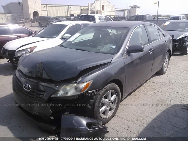 4T1BE46K89U272131 - 2009 TOYOTA CAMRY SE/LE/XLE ნაცრისფერი ფოტო 2