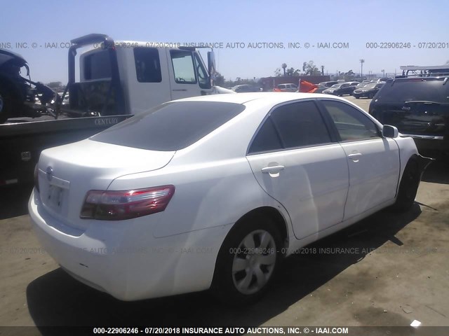 4T4BE46K78R041306 - 2008 TOYOTA CAMRY CE/LE/XLE/SE WHITE photo 4