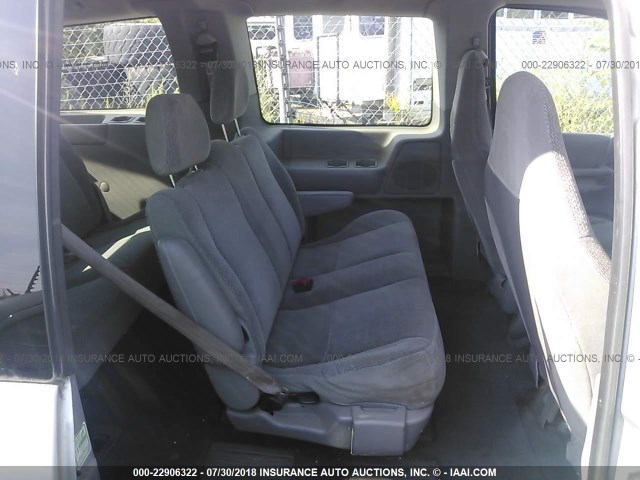 2FMZA5049YBC84514 - 2000 FORD WINDSTAR WAGON SILVER photo 8