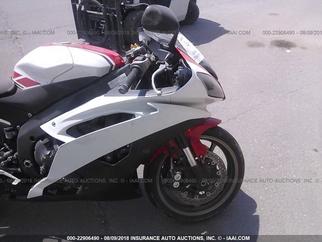 JYARJ16E49A016329 - 2009 YAMAHA YZFR6 WHITE photo 5