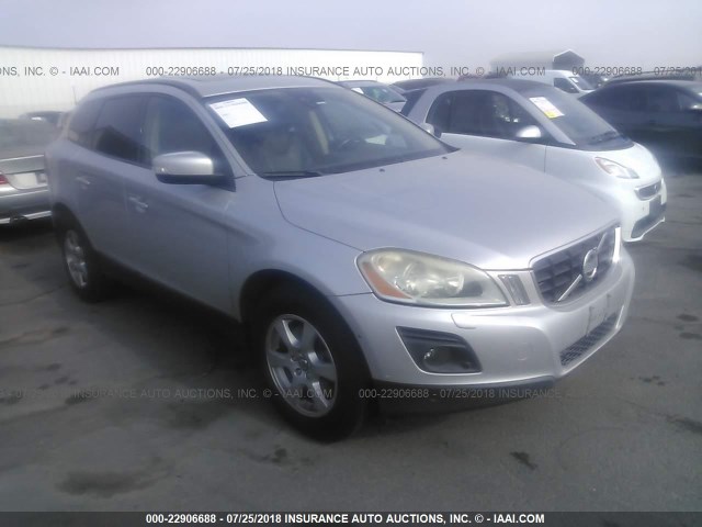 YV4982DL1A2076491 - 2010 VOLVO XC60 3.2 SILVER photo 1