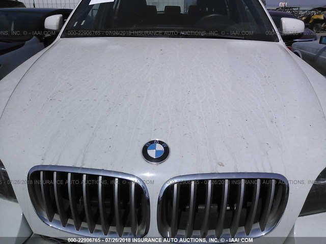 5UXZW0C5XBL657580 - 2011 BMW X5 XDRIVE35D Biały zdjęcie 6