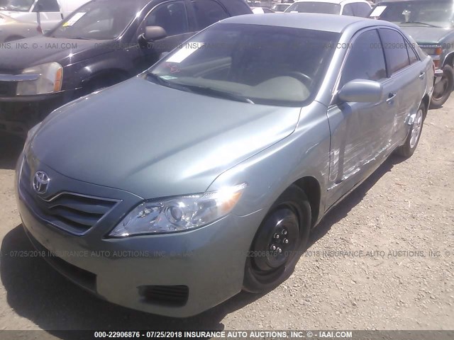 4T1BF3EK4BU725627 - 2011 TOYOTA CAMRY SE/LE/XLE მწვანე ფოტო 2