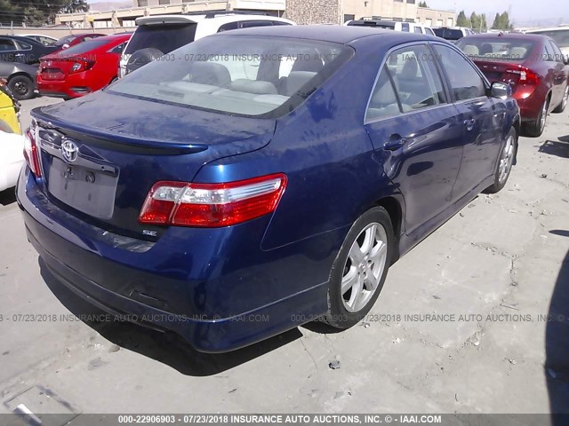 4T1BK46K47U050725 - 2007 TOYOTA CAMRY NEW GENERAT LE/XLE/SE BLUE photo 4