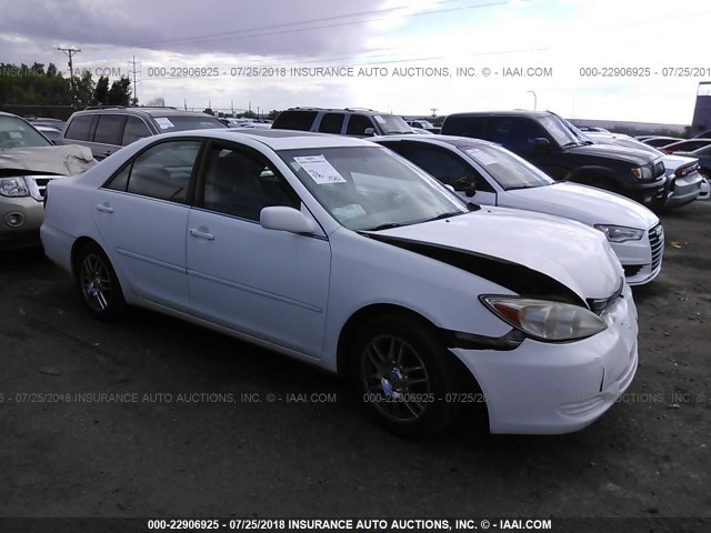 4T1BE32K22U024740 - 2002 TOYOTA CAMRY LE/XLE/SE 白色 照片 1