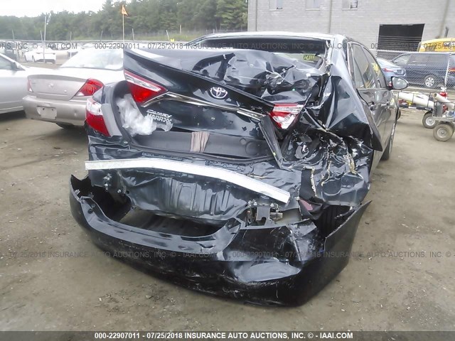 4T1BF1FK8HU339837 - 2017 TOYOTA CAMRY LE/XLE/SE/XSE 黑色 照片 6