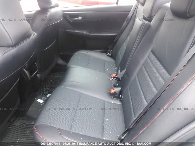 4T1BF1FK8HU339837 - 2017 TOYOTA CAMRY LE/XLE/SE/XSE 黑色 照片 8