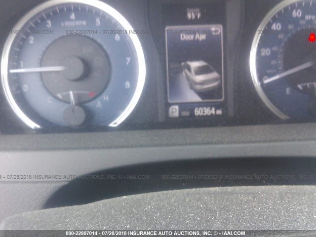 4T1BF1FK1HU722292 - 2017 TOYOTA CAMRY LE/XLE/SE/XSE GRAY photo 7