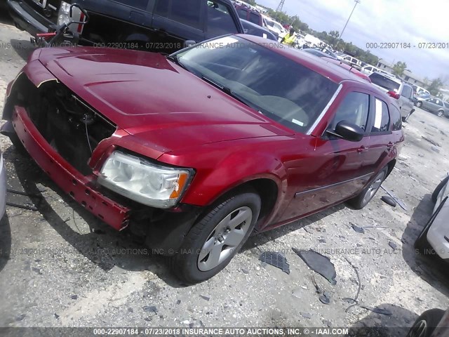 2D4FV47T28H177968 - 2008 DODGE MAGNUM RED photo 2