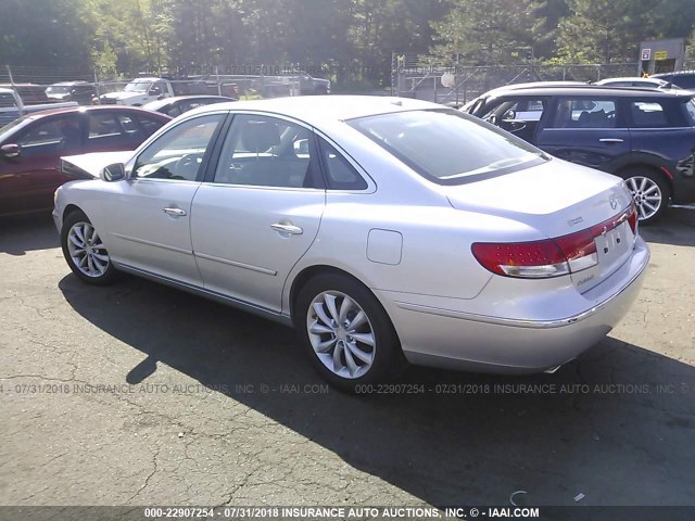 KMHFC46F28A288903 - 2008 HYUNDAI AZERA SE/LIMITED SILVER photo 3