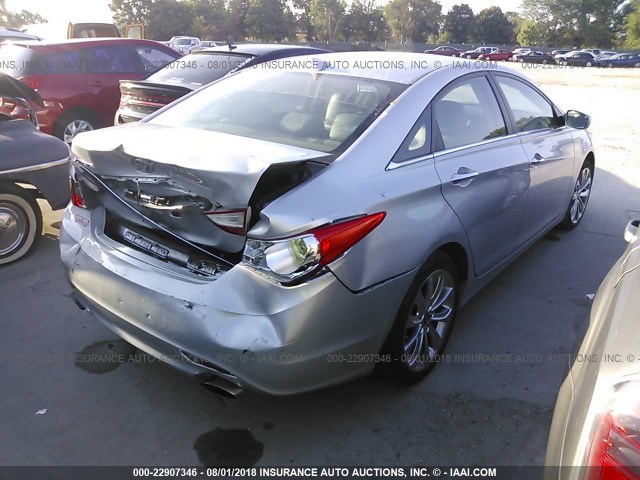 5NPEC4AC1DH791855 - 2013 HYUNDAI SONATA SE/LIMITED SILVER photo 4