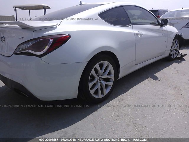 KMHHT6KDXDU091656 - 2013 HYUNDAI GENESIS COUPE 2.0T WHITE photo 4