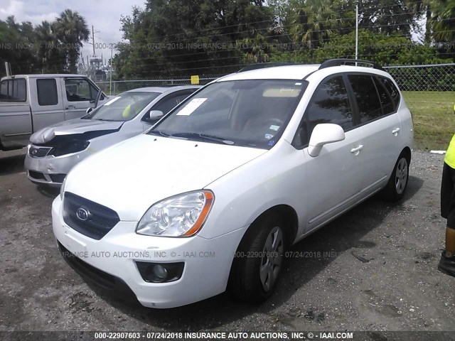 KNAFG528997246326 - 2009 KIA RONDO LX/EX WHITE photo 2