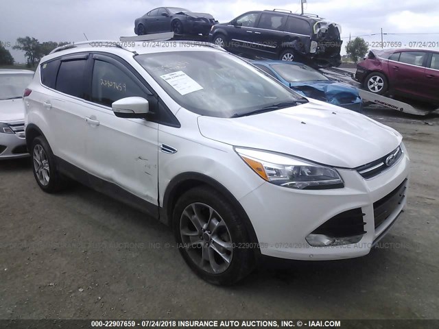 1FMCU9J9XGUC56289 - 2016 FORD ESCAPE TITANIUM WHITE photo 1