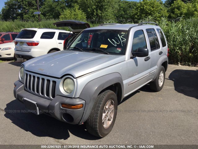 1J4GL48K82W167901 - 2002 JEEP LIBERTY SPORT SILVER photo 2