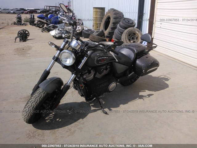 5VPLB36N1F3035697 - 2015 VICTORY MOTORCYCLES GUNNER Boz foto 2
