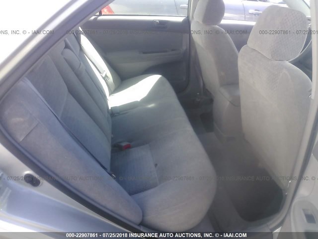 4T1BE32K62U549669 - 2002 TOYOTA CAMRY LE/XLE/SE 灰色 照片 8