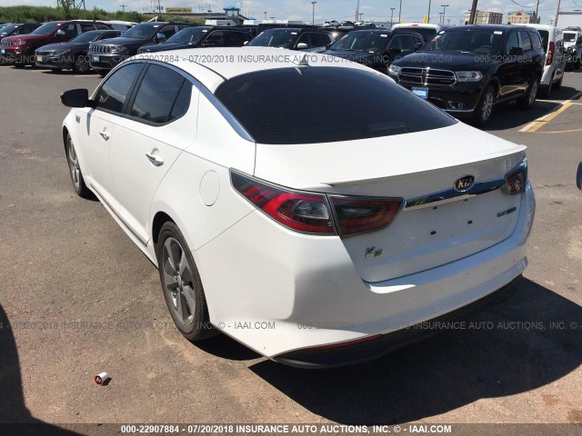 KNAGN4AD8F5082142 - 2015 KIA OPTIMA HYBRID WHITE photo 3