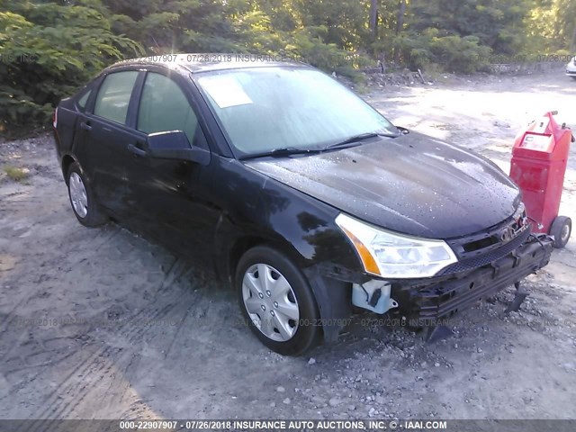 1FAHP34N18W142622 - 2008 FORD FOCUS S/SE BLACK photo 1