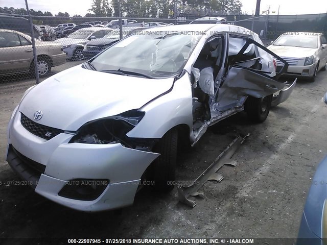 2T1KE40E69C008698 - 2009 TOYOTA COROLLA MATRIX S SILVER photo 6