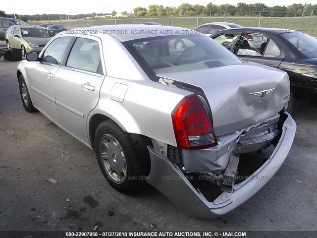 2C3JA53G85H157063 - 2005 CHRYSLER 300 TOURING SILVER photo 3