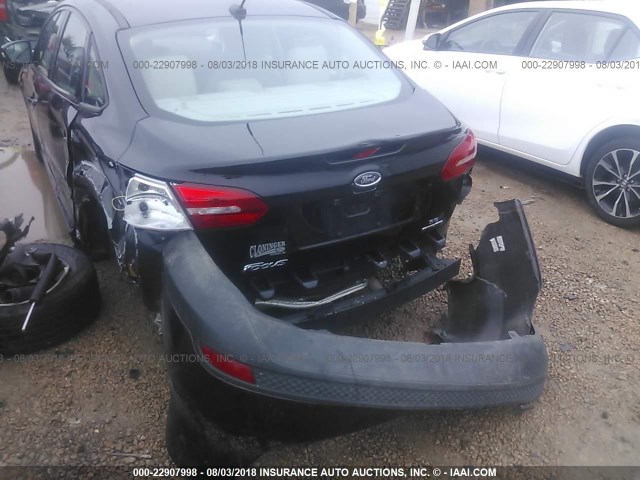 1FADP3F25GL248993 - 2016 FORD FOCUS SE BLACK photo 6