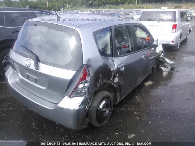 JHMGD38408S026284 - 2008 HONDA FIT GRAY photo 4