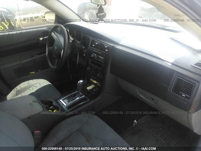 2D8FV48T75H100425 - 2005 DODGE MAGNUM SE 黑色 照片 5