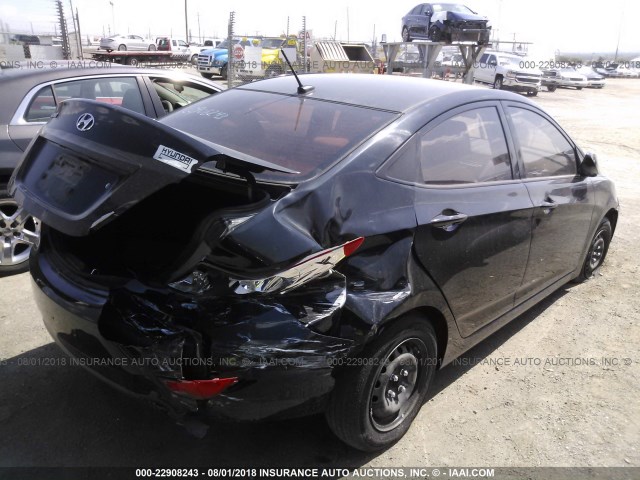 KMHCT4AE3DU295742 - 2013 HYUNDAI ACCENT BLACK photo 4