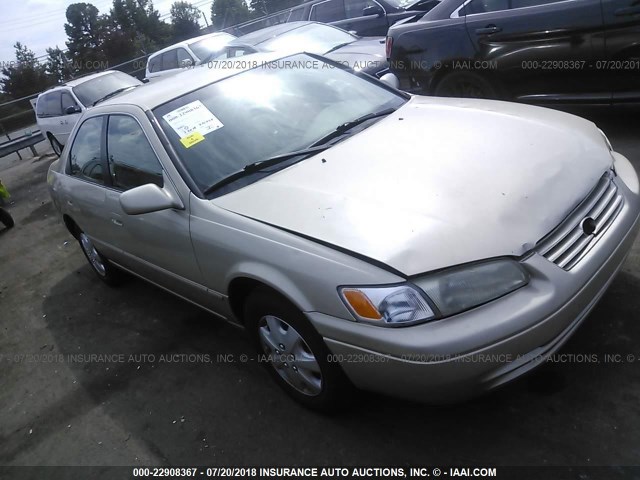 4T1BG22K2WU854029 - 1998 TOYOTA CAMRY CE/LE/XLE 棕色 照片 1