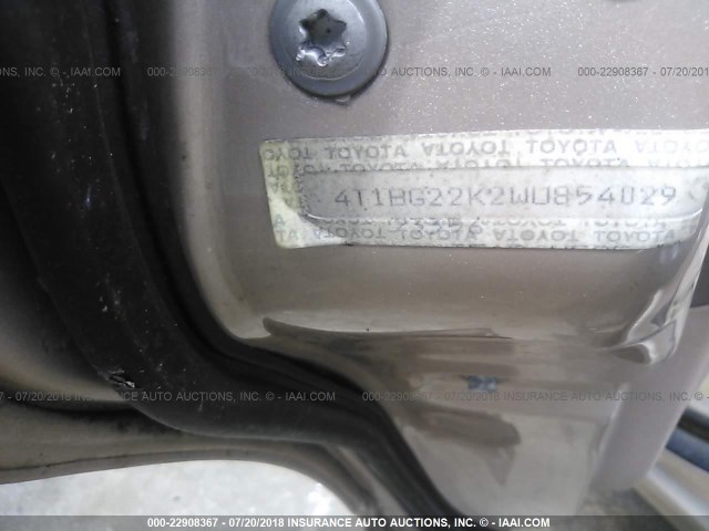4T1BG22K2WU854029 - 1998 TOYOTA CAMRY CE/LE/XLE 棕色 照片 9