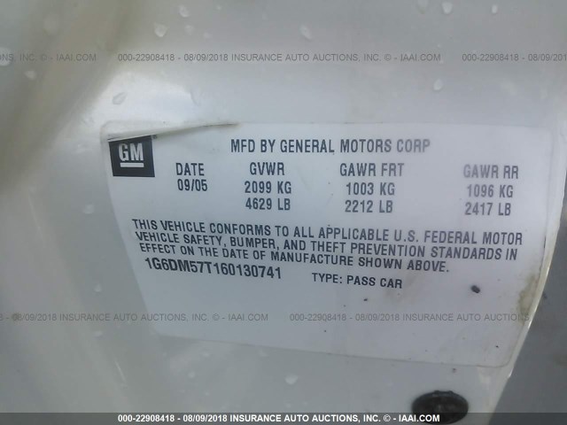 1G6DM57T160130741 - 2006 CADILLAC CTS WHITE photo 9