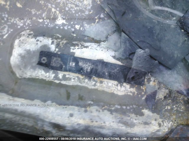 1G1ZC5E02CF118078 - 2012 CHEVROLET MALIBU 1LT SILVER photo 9