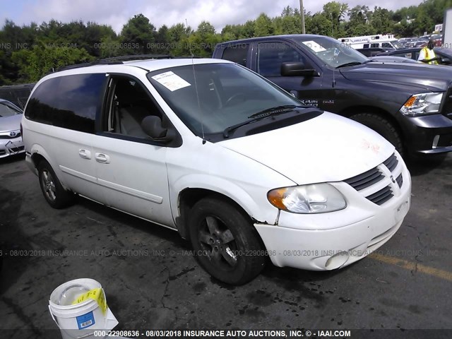 2D4GP44L85R390240 - 2005 DODGE GRAND CARAVAN SXT WHITE photo 1