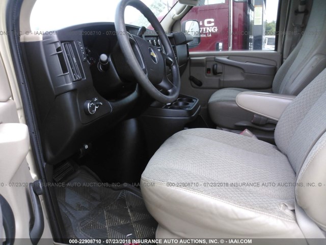 1GNUGBD4XA1161867 - 2010 CHEVROLET EXPRESS G1500 LS TAN photo 5