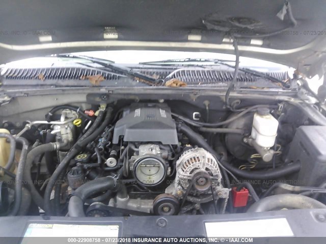3GNFK16T9YG127890 - 2000 CHEVROLET SUBURBAN K1500 Dorado foto 10