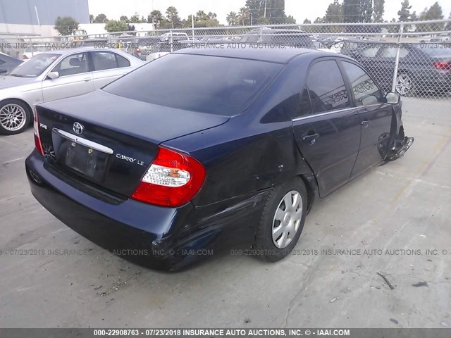 4T1BE32K83U165040 - 2003 TOYOTA CAMRY LE/XLE/SE 蓝色 照片 4