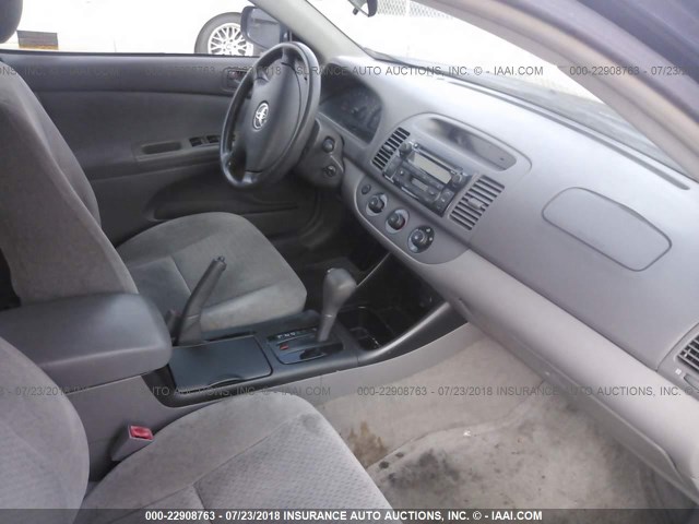 4T1BE32K83U165040 - 2003 TOYOTA CAMRY LE/XLE/SE 蓝色 照片 5