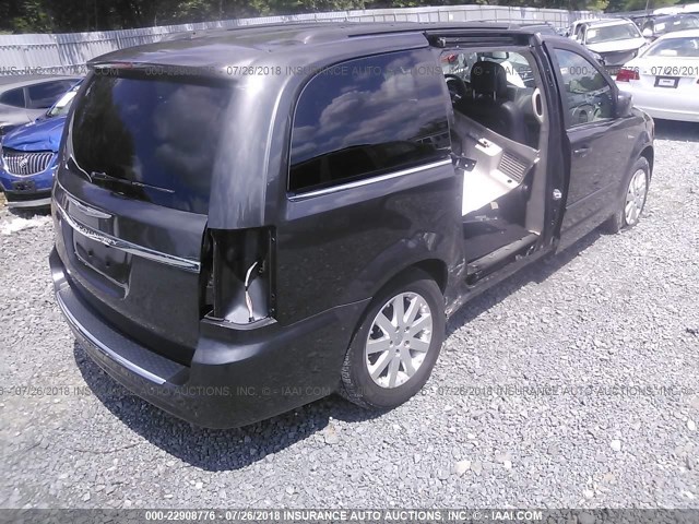 2C4RC1AG0GR238429 - 2016 CHRYSLER TOWN & COUNTRY LX GRAY photo 4