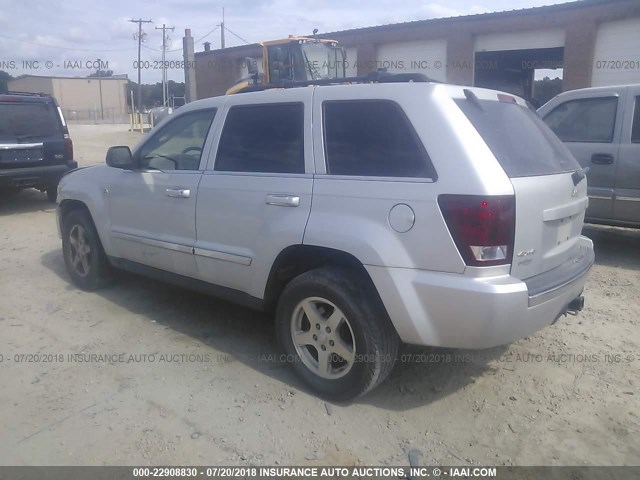 1J4HR58N65C686602 - 2005 JEEP GRAND CHEROKEE LIMITED SILVER photo 3