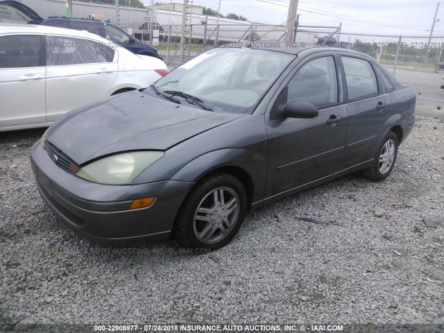 1FAFP38Z24W171870 - 2004 FORD FOCUS ZTS GRAY photo 2