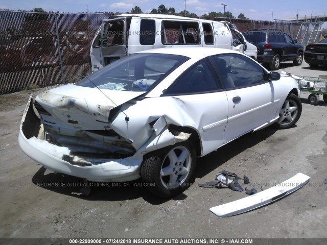 3G1JF12T2XS835612 - 1999 CHEVROLET CAVALIER Z24 WHITE photo 4