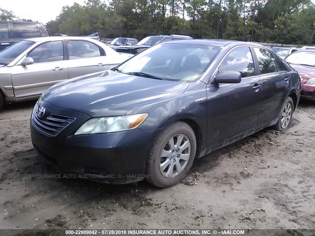 4T1BB46K97U014738 - 2007 TOYOTA CAMRY NEW GENERATION HYBRID GRAY photo 2