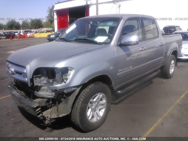 5TBDT44124S442745 - 2004 TOYOTA TUNDRA DOUBLE CAB SR5 SILVER photo 2