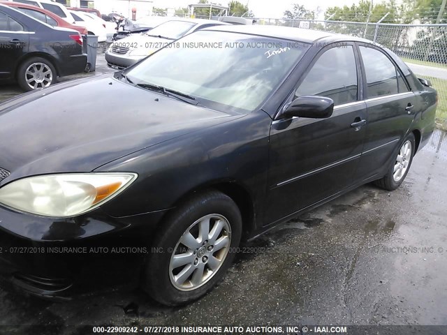 JTDBF30KX20035111 - 2002 TOYOTA CAMRY LE/XLE/SE Qara foto 2