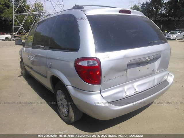 1C4GP45R15B117316 - 2005 CHRYSLER TOWN & COUNTRY  SILVER photo 3